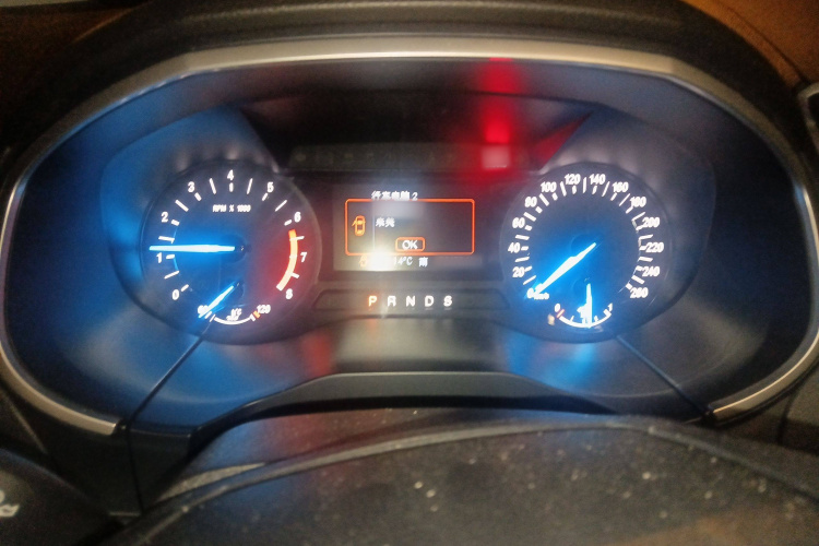 福特 锐界 2018款 EcoBoost 245 两驱铂锐型 5座局部细节14