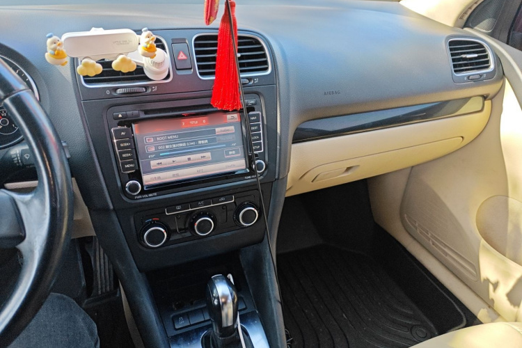 大众 高尔夫 2012款 1.6 自动舒适型局部细节16