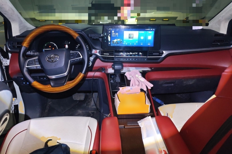 丰田 赛那SIENNA 2021款 2.5L混动 舒适版中控内饰12