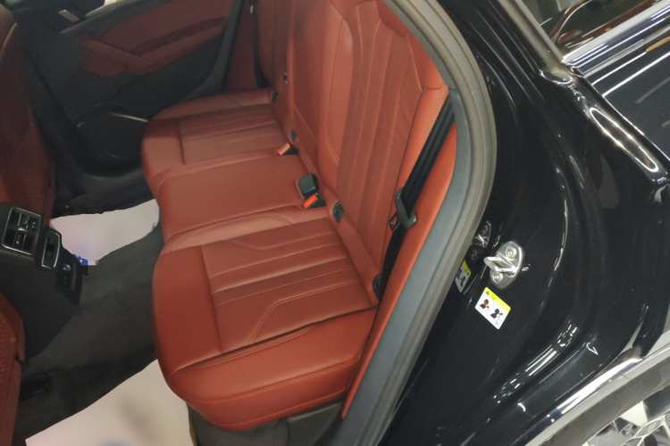 奥迪Q5L 2024款 40 TFSI 豪华动感型中控内饰21