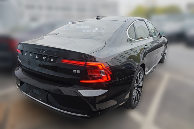 沃尔沃S90 2025款 B5 智远豪华版车身外观7