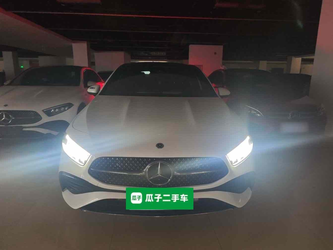 奔驰A级 2025款 A 200 L 时尚型(1)