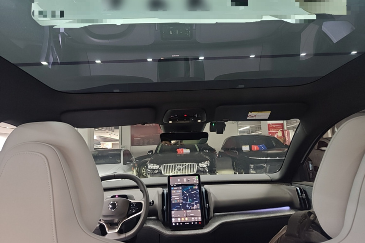 沃尔沃EX30 2025款 后驱长续航版 Ultra中控内饰22