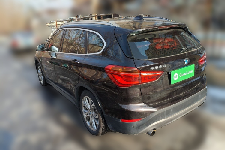 宝马X1 2018款 sDrive20Li 领先型车身外观6003