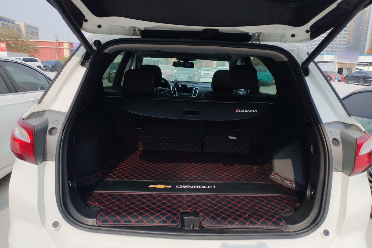 雪佛兰 探界者 2019款 535T 自动驭界版 国VI机舱底盘23