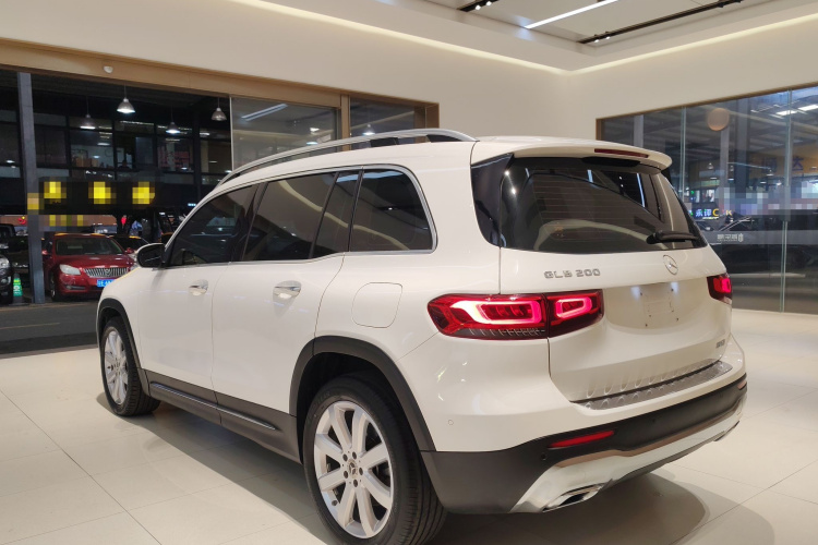 奔驰GLB 2020款 改款 GLB 200 时尚型车身外观6004