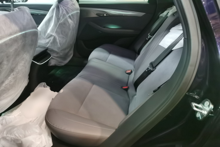 岚图汽车 岚图追光 2024款 PHEV 四驱超长续航旗舰版中控内饰21