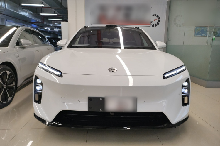 蔚来ET5T 2025款 100kWh Touring车身外观2