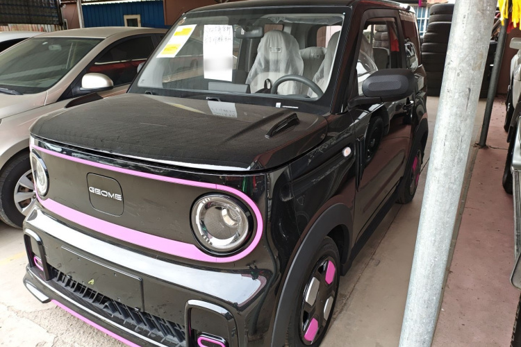 吉利银河 2025款 210km 熊猫卡丁车身外观4