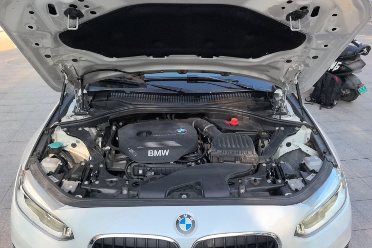 宝马1系 2018款 改款 118i 运动型局部细节24