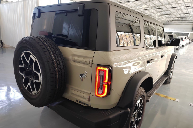 福特烈马 2024款 2.3T 长滩车身外观7