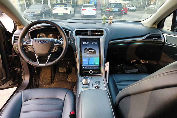 福特 蒙迪欧 2020款 EcoBoost 200 时尚型中控内饰12