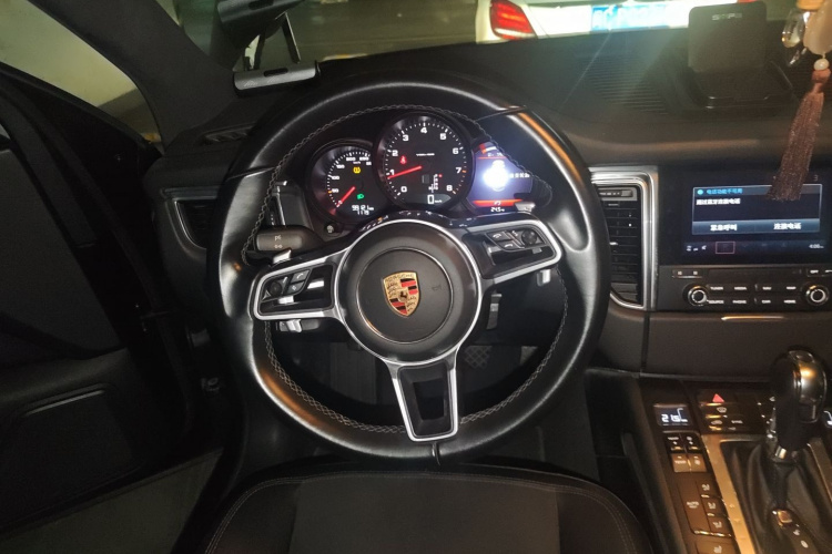 保时捷 2016款 Macan 2.0T中控内饰13