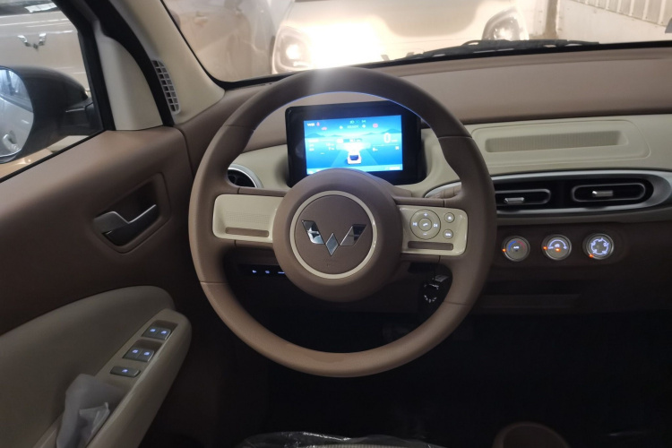 五菱汽车 宏光MINIEV 2025款 四门版 进阶款中控内饰13