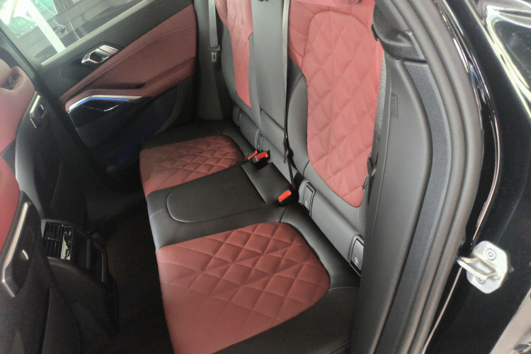 宝马X6 2023款 xDrive30i M运动套装中控内饰21