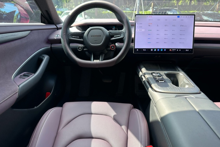 小米汽车 小米SU7 2024款 后驱长续航智驾版中控内饰7005