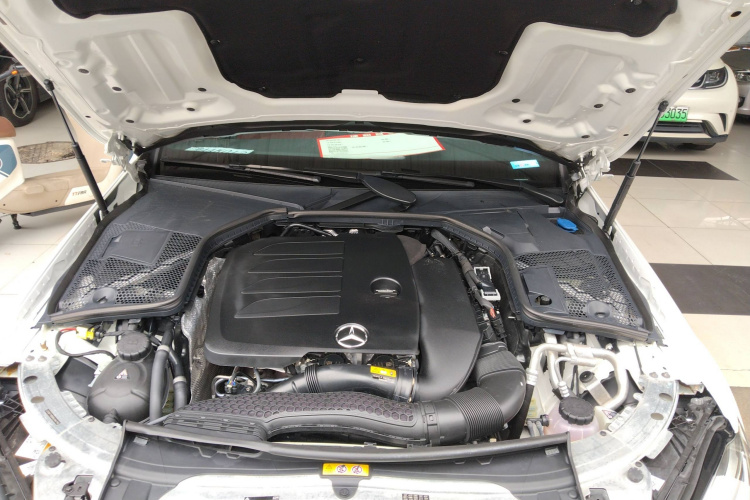 奔驰C级 2021款 C 260 星耀臻藏版机舱底盘24