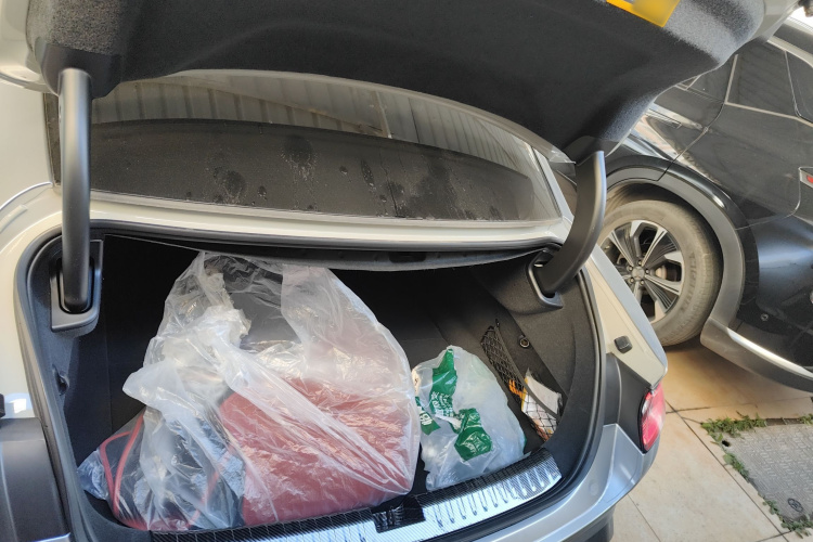 小米汽车 小米SU7 2024款 四驱超长续航高阶智驾Max版局部细节23