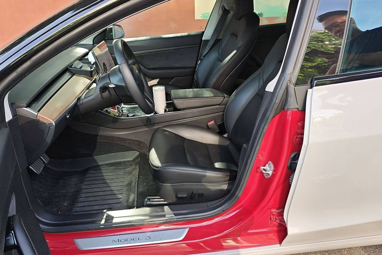特斯拉 Model 3 2019款 标准续航后驱升级版局部细节19