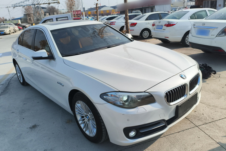 宝马5系 2014款 525Li 领先型车身外观3