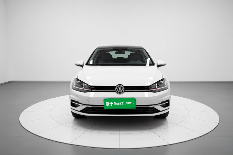 大众 高尔夫 2018款 230TSI 自动舒适型车身外观2