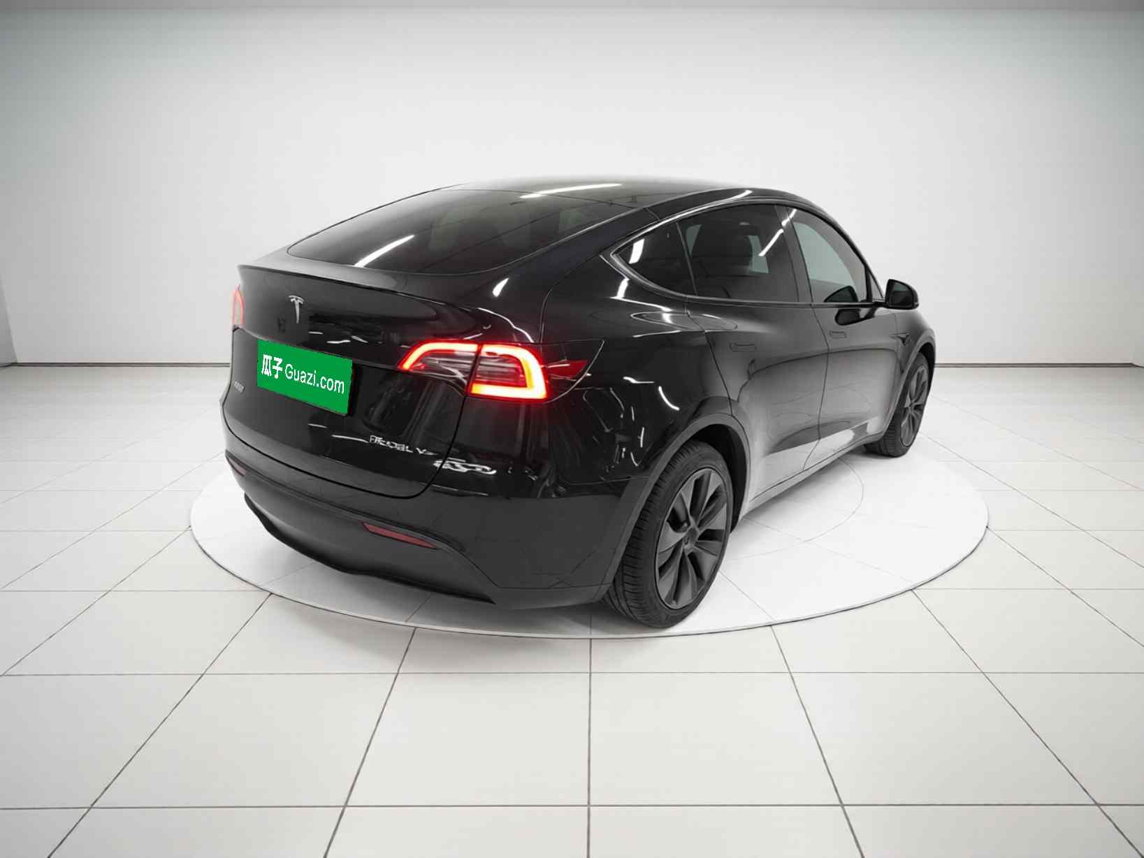 特斯拉 Model Y 2023款 后轮驱动版(5)