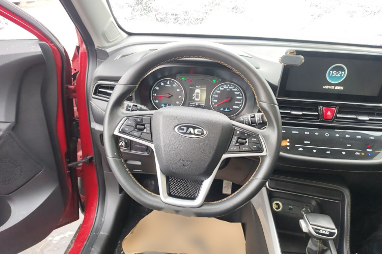 江汽集团 瑞风S4 2020款 1.5T CVT超越型中控内饰13