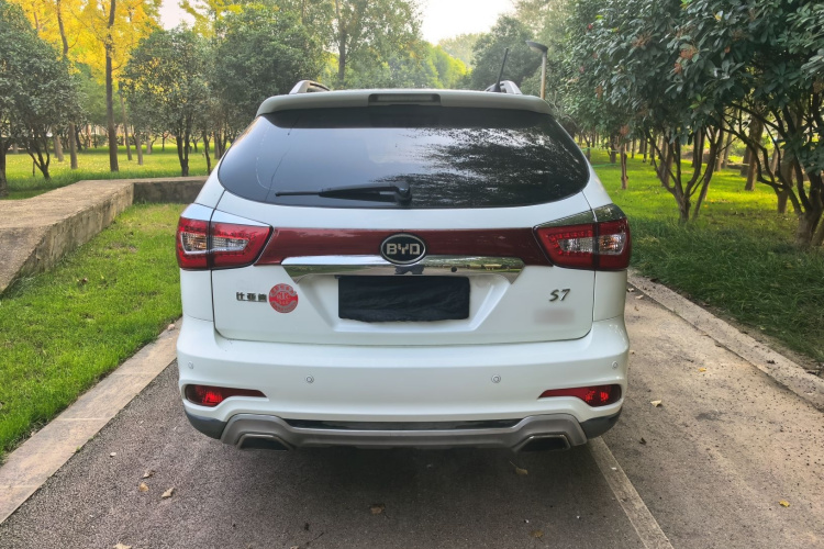 比亚迪S7 2016款 2.0T 自动尊贵型Plus车身外观6004