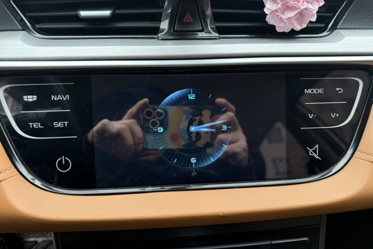 吉利汽车 远景S1 2018款 1.4T CVT锋驰型中控内饰7006