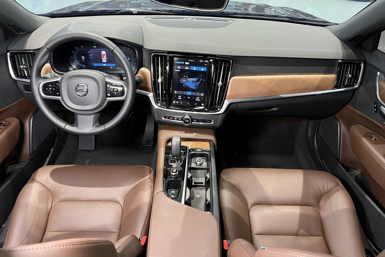 沃尔沃S90 2025款 B5 智逸豪华版中控内饰7002