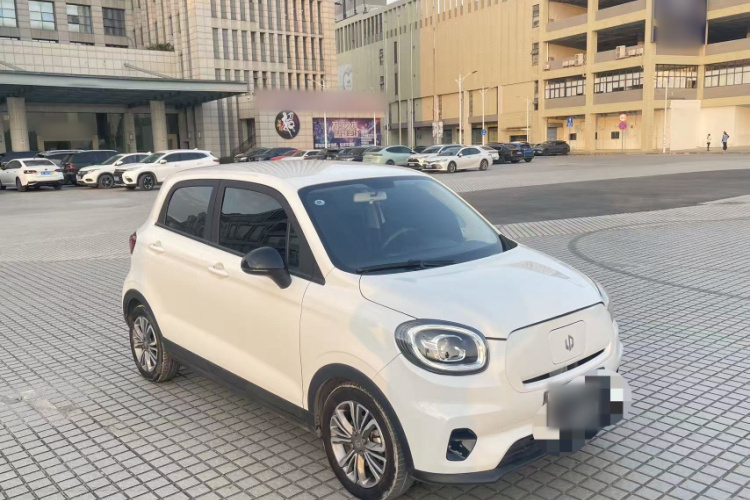 零跑汽车 零跑T03 2021款 400轻享版 三元锂车身外观6006