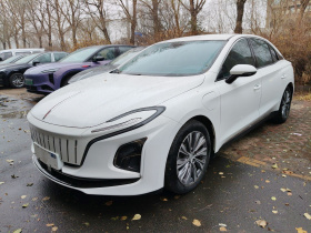 红旗E-QM5 2023款 620km PLUS