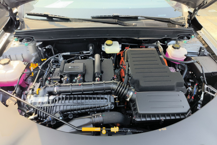 比亚迪 秦PLUS 2025款 DM-i 智驾版 55KM领先型机舱底盘24