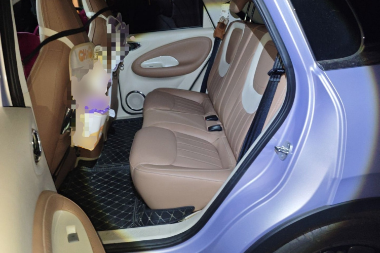 五菱汽车 五菱缤果 2025款 333km 灵犀互联款中控内饰21