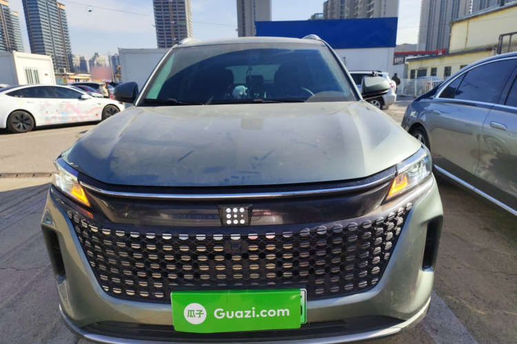 蓝电E5 2023款 1.5L DE-i 100KM畅享型 7座车身外观2