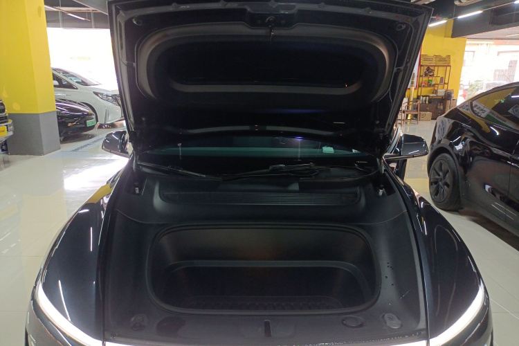 特斯拉 Model Y 2025款 后轮驱动版局部细节24