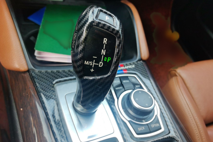 宝马X6 2012款 xDrive35i局部细节18