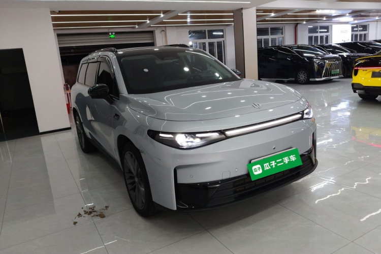 零跑汽车 零跑C16 2024款 增程 200尊享版车身外观3