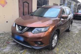 日产 奇骏 2014款 2.0L CVT舒适版 2WD