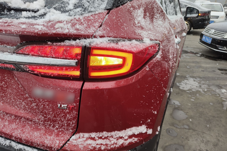 江汽集团 瑞风S4 2020款 1.5T CVT超越型车身外观9