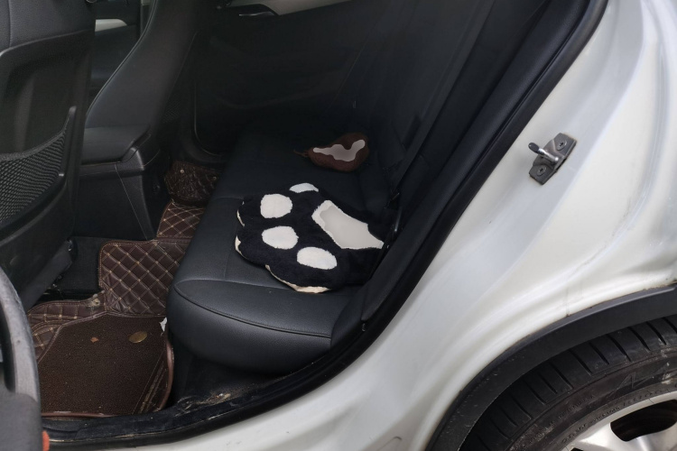 宝马X1 2012款 sDrive20i 领先型中控内饰7004