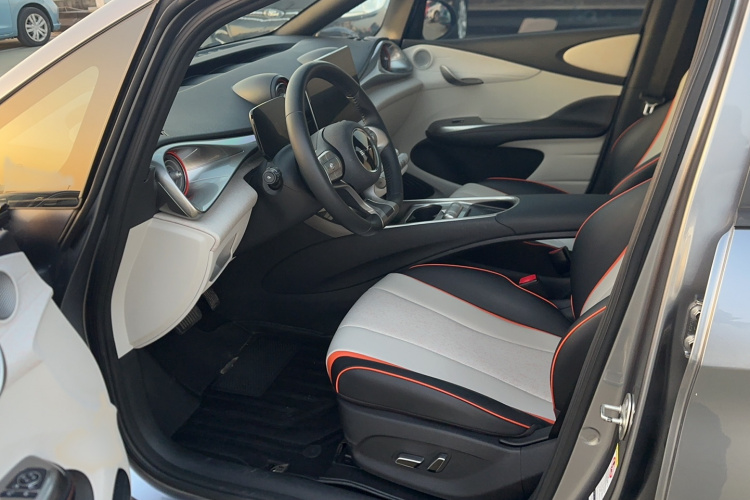 比亚迪 海豚 2021款 405km 时尚版中控内饰7002