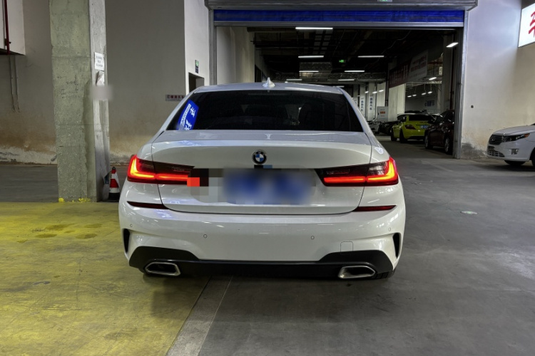 宝马3系 2021款 320Li M运动套装车身外观6010