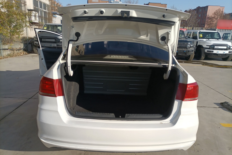 大众 桑塔纳 2019款 1.5L 手动风尚版 国VI局部细节23