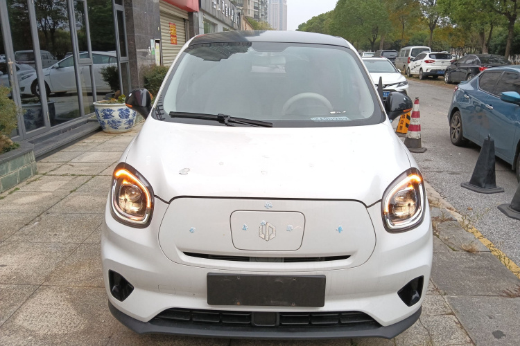 零跑汽车 零跑T03 2022款 皓玉版车身外观2