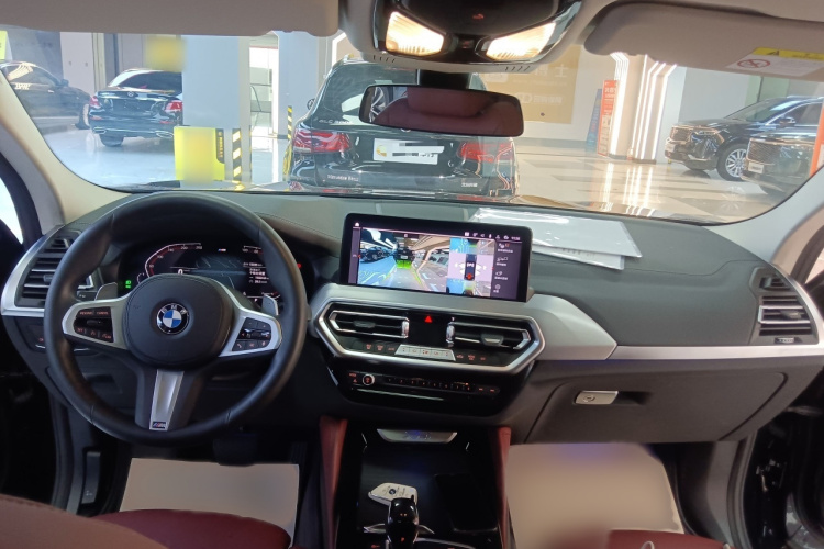 宝马X4 2022款 xDrive 30i M运动套装中控内饰7002