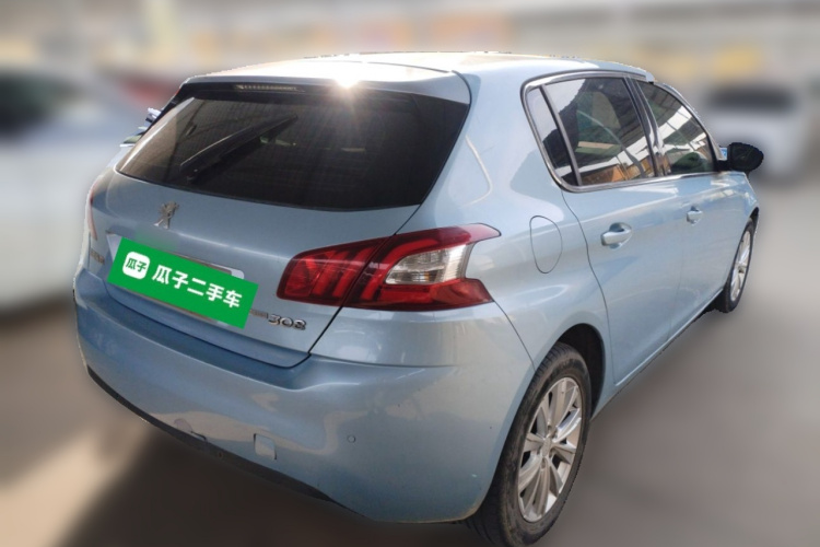 标致308S 2015款 1.2T 自动劲驰版车身外观7