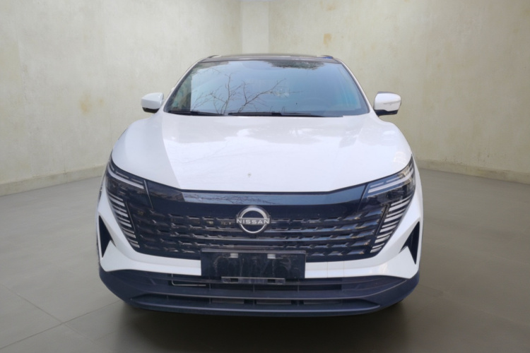 日产 逍客 2025款 荣誉 2.0L CVT XV+领先版车身外观2