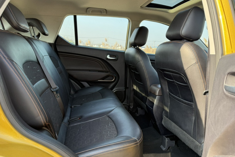 广汽传祺 传祺GS3 2017款 150N 自动精英版中控内饰7005