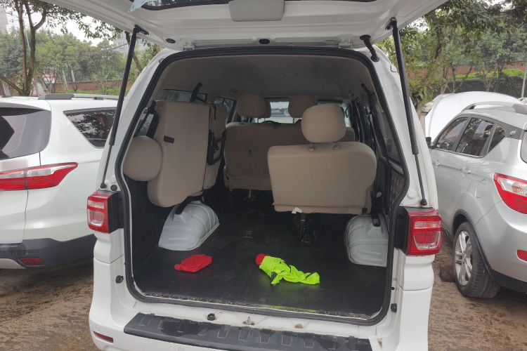 东风风行 菱智 2020款 M5L 1.6L 实用型机舱底盘23